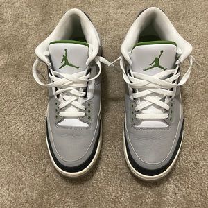 Air Jordan 3 “Chlorophyll” Is Inspired By The Nike Air Trainer 1 size 10